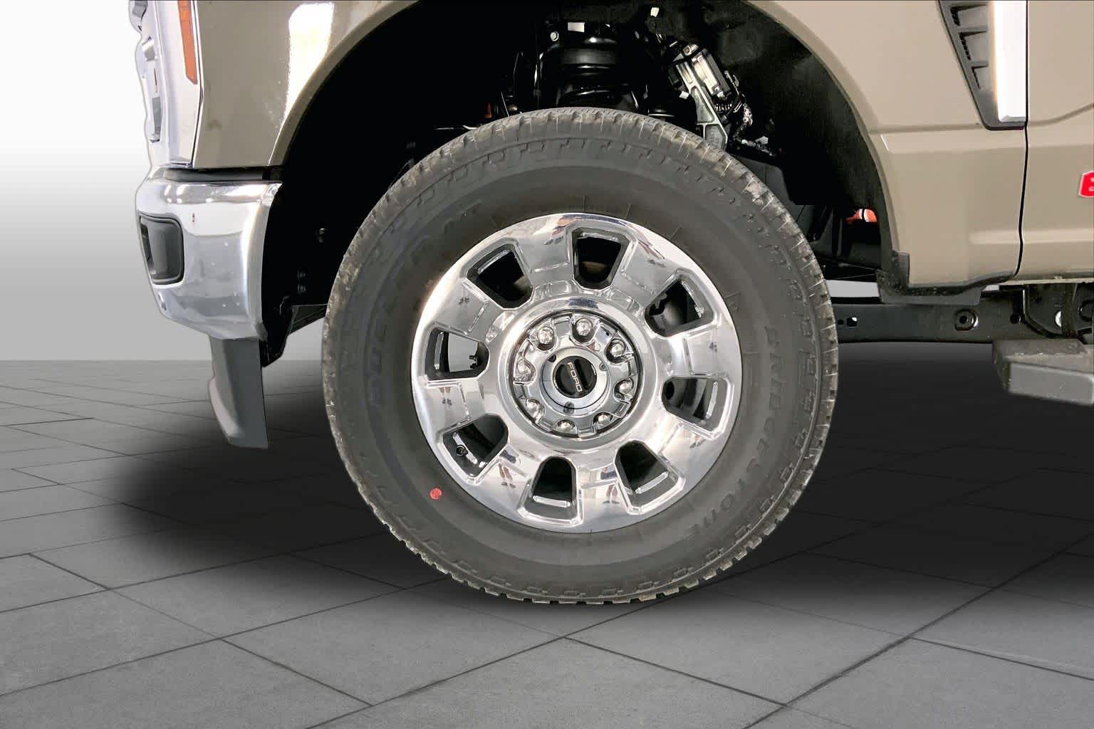 2027 Ford Super Duty F-350 SRW