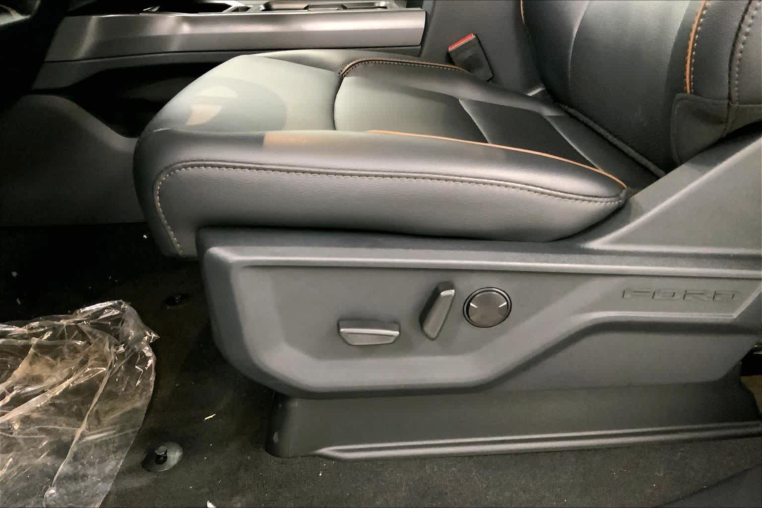 2027 Ford Super Duty F-350 DRW Pickup