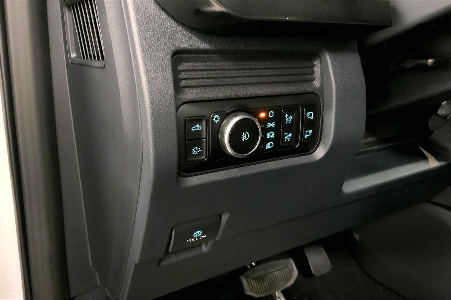 2027 Ford Super Duty F-350 DRW Pickup