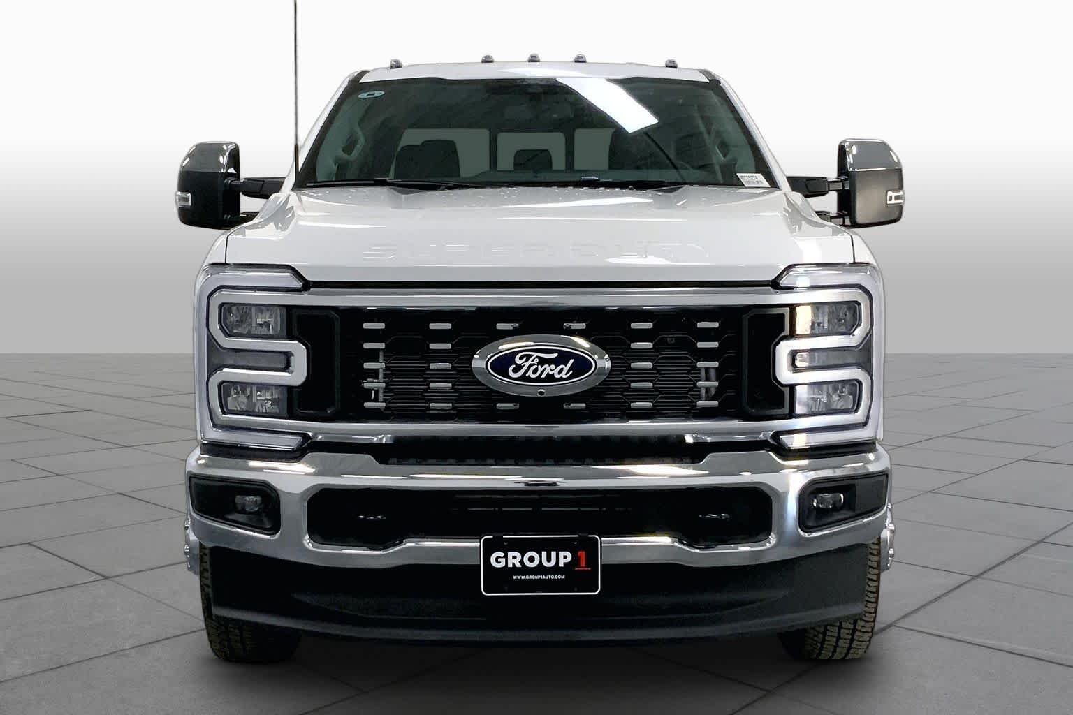 2027 Ford Super Duty F-350 DRW Pickup