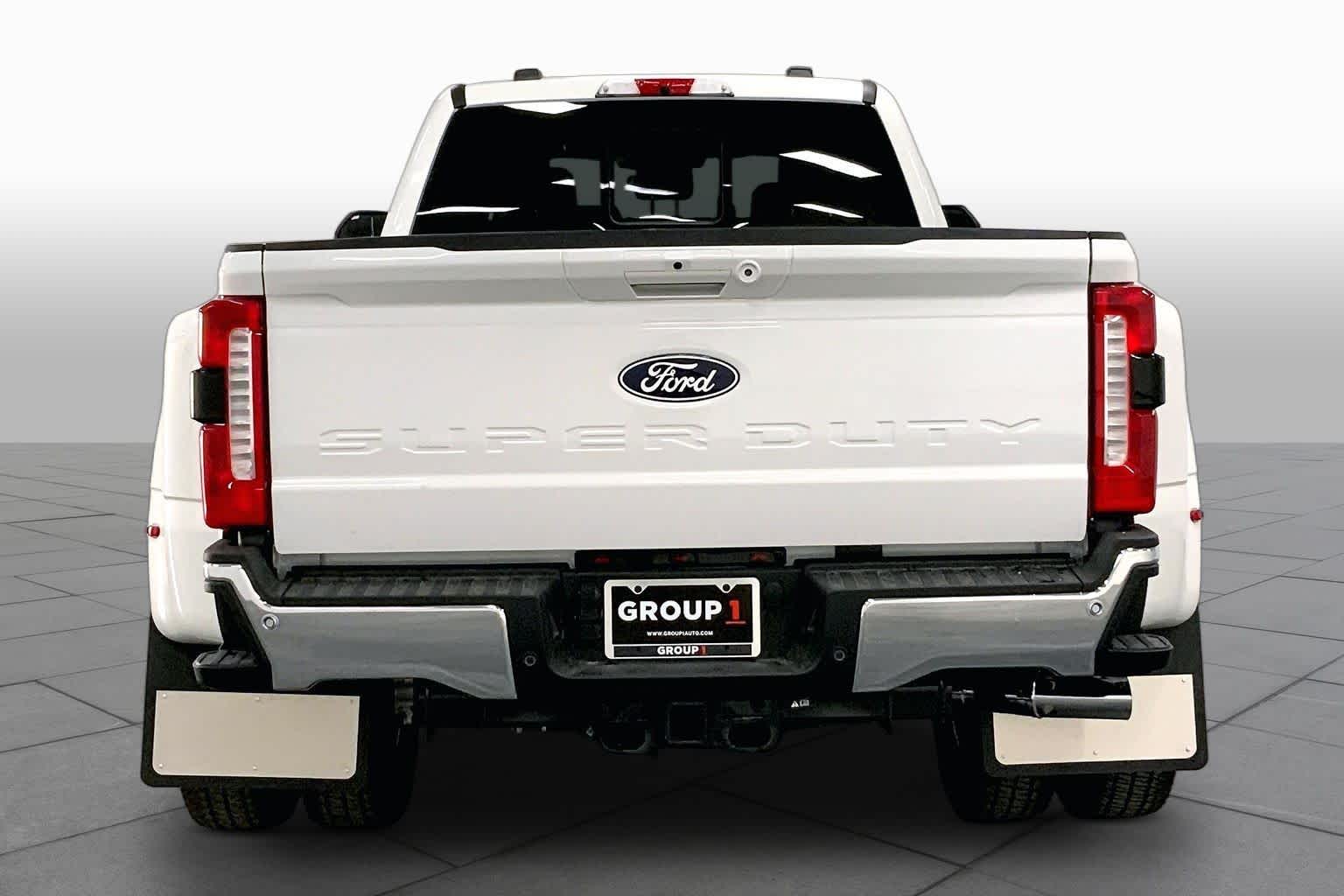 2027 Ford Super Duty F-350 DRW Pickup