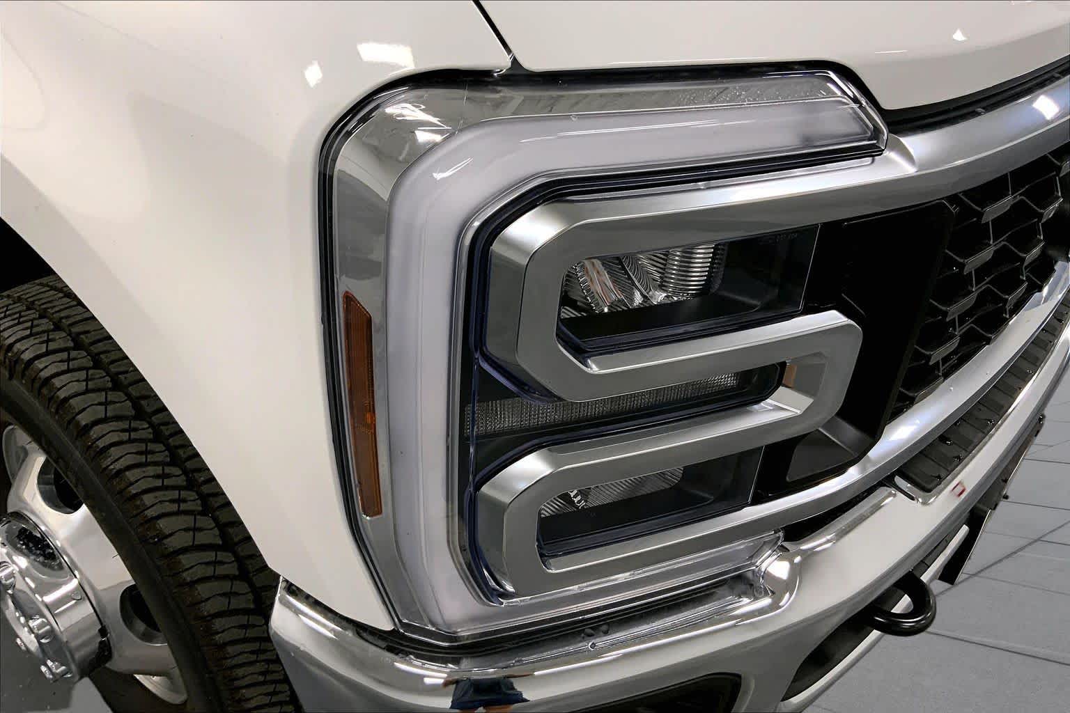 2027 Ford Super Duty F-350 DRW Pickup