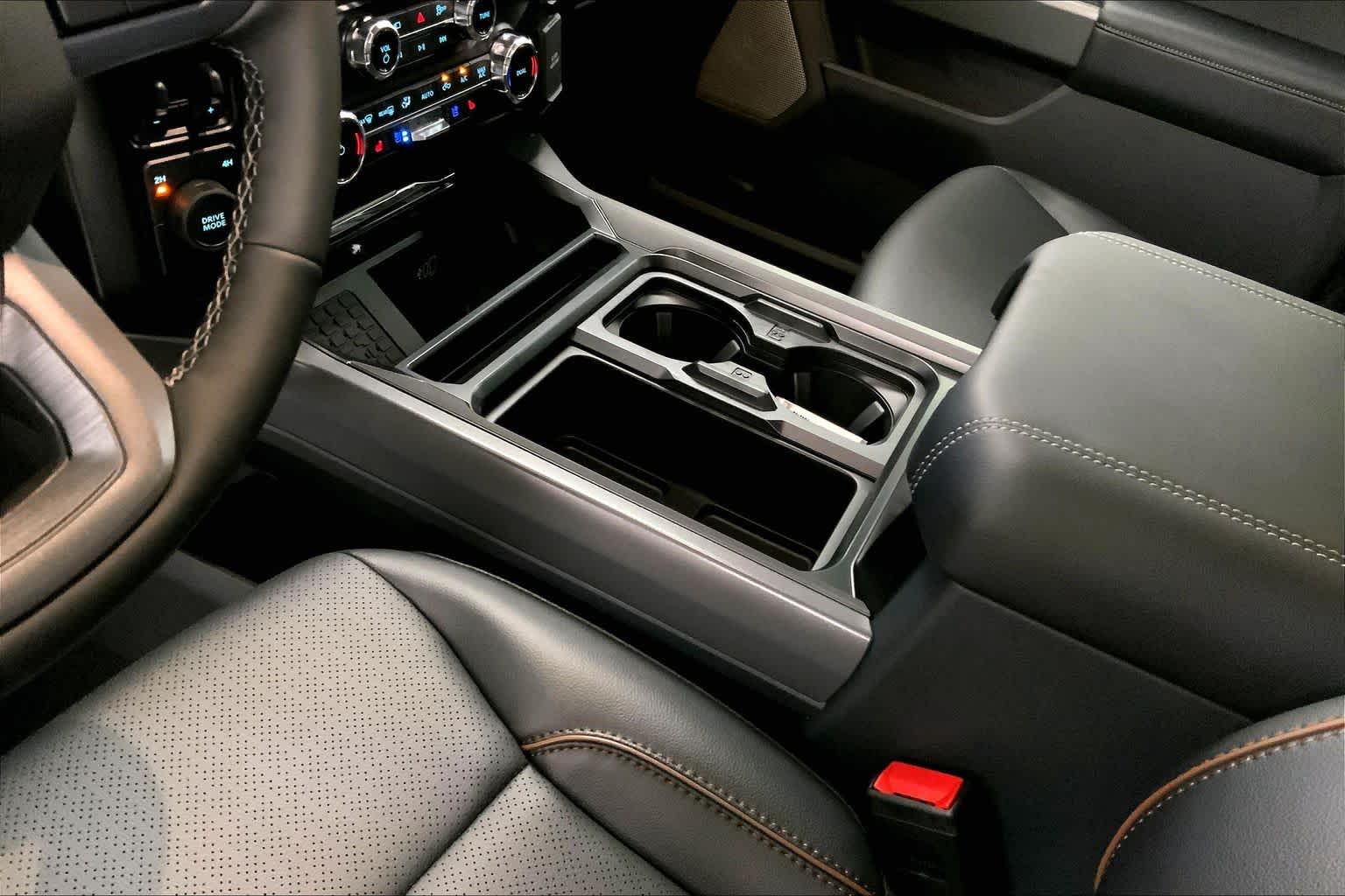 2027 Ford Super Duty F-350 DRW Pickup
