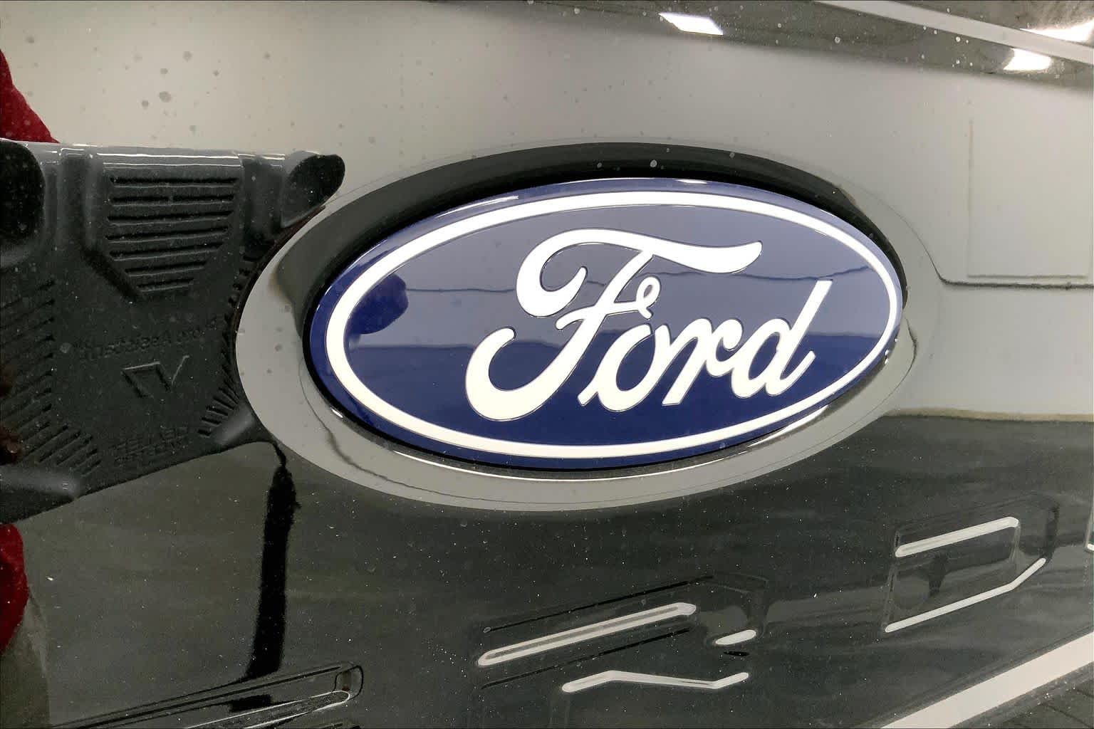 2027 Ford Super Duty F-250 SRW
