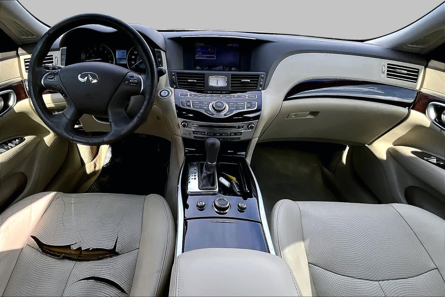 2012 INFINITI M37