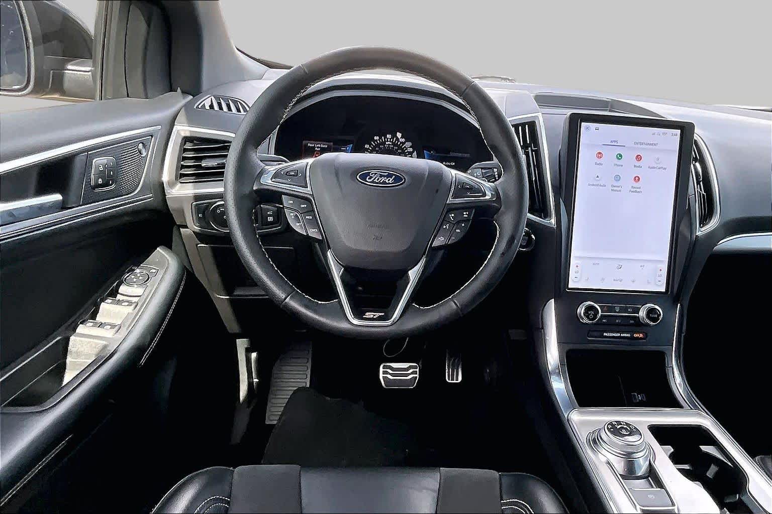 2023 Ford Edge