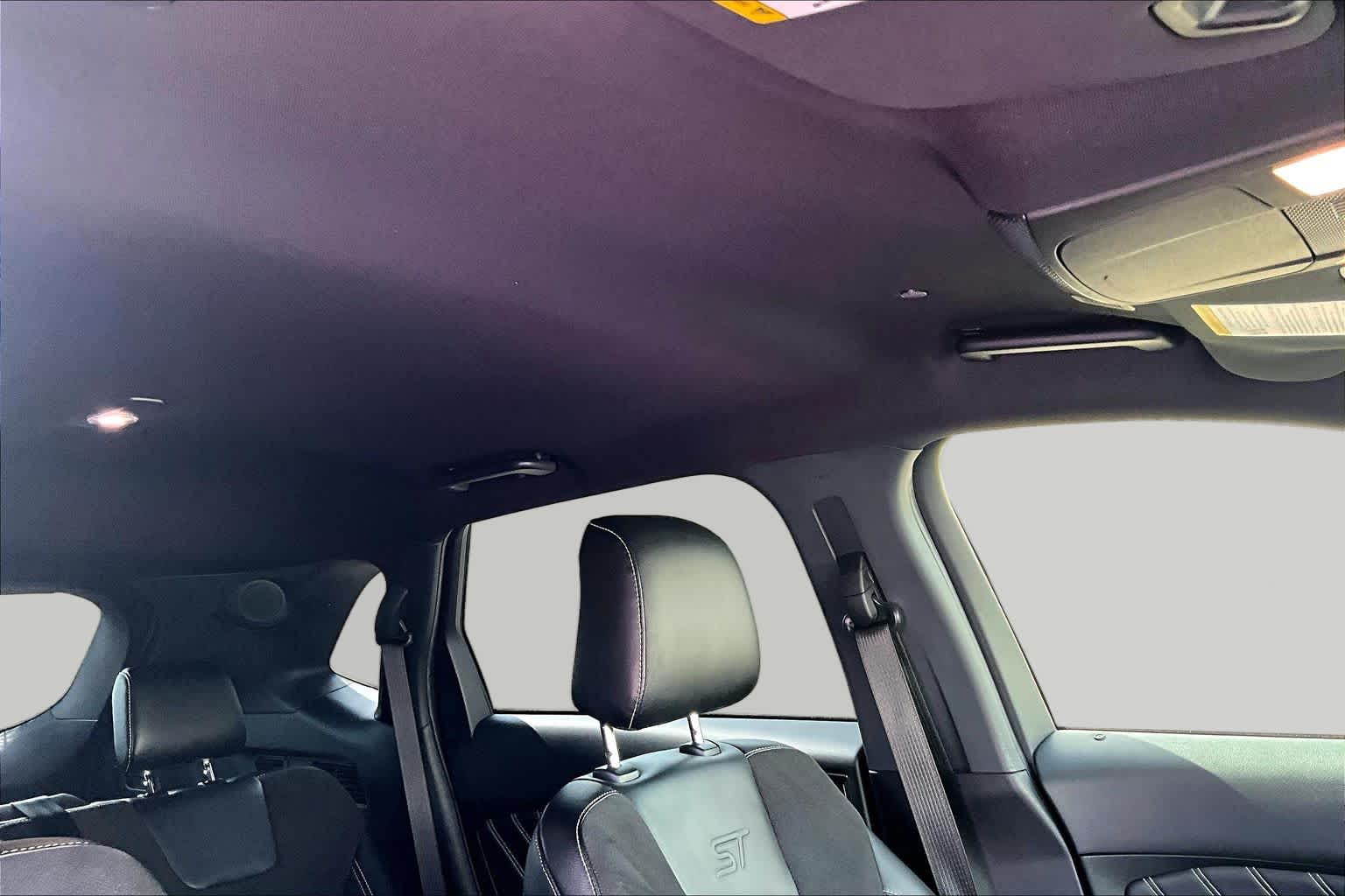 2023 Ford Edge