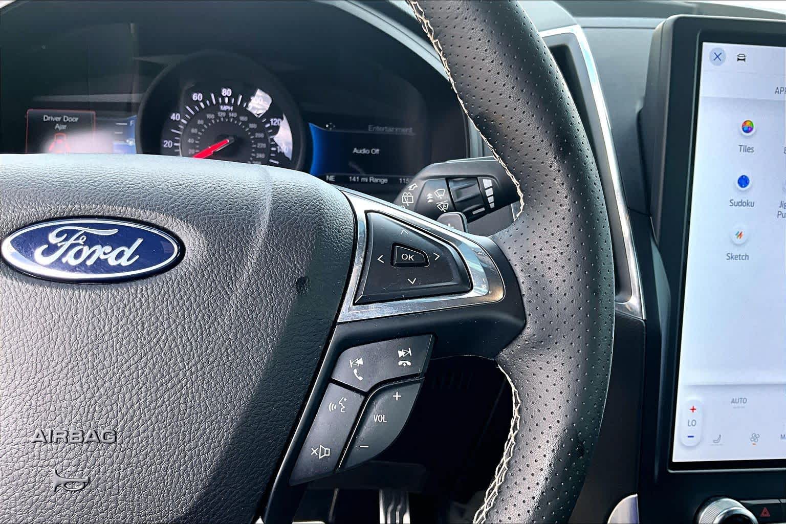 2023 Ford Edge