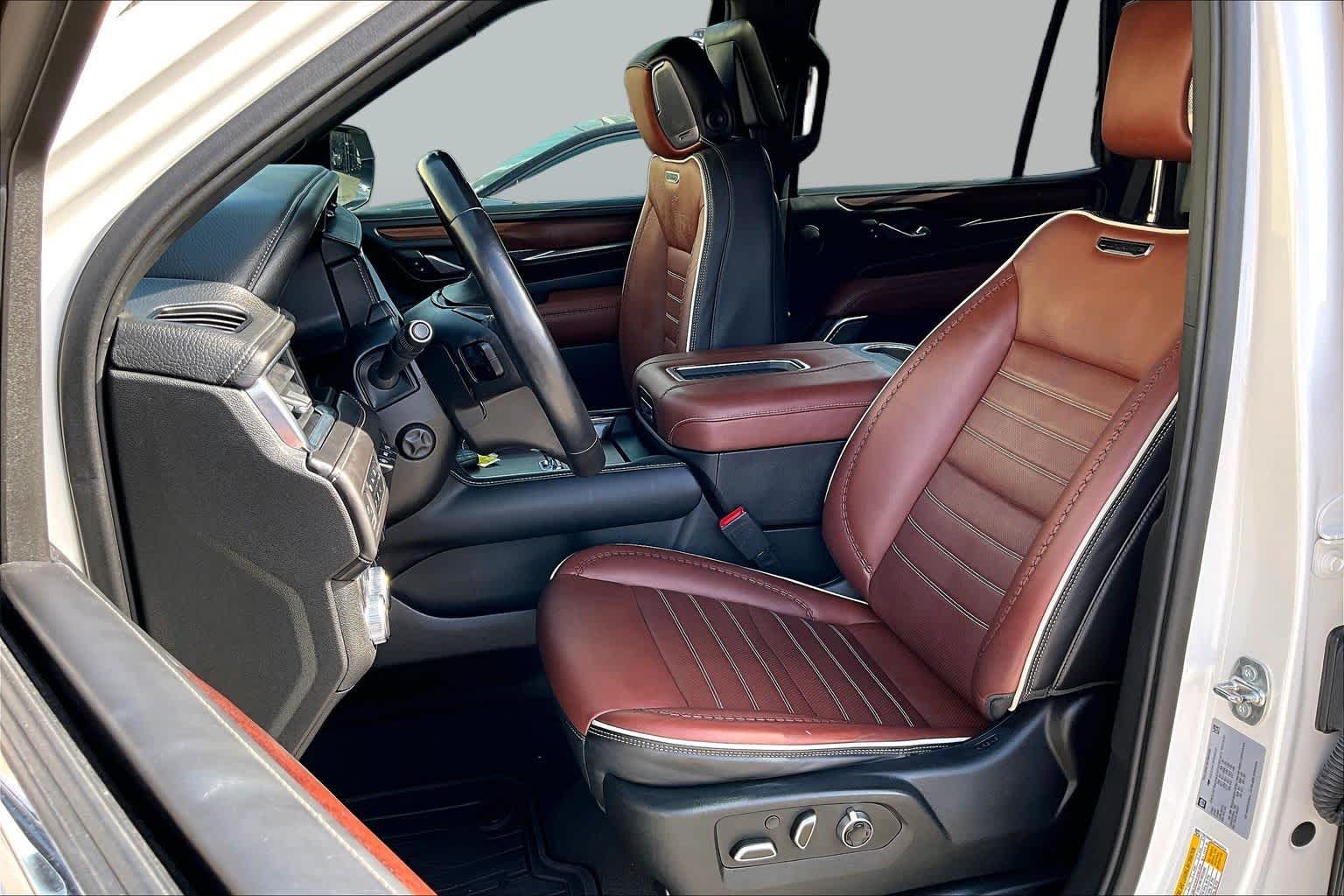 2023 GMC Yukon Denali Ultimate