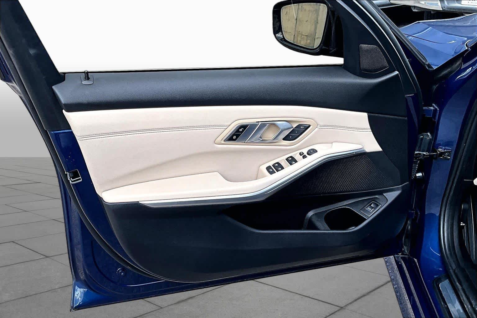 2021 BMW 330i