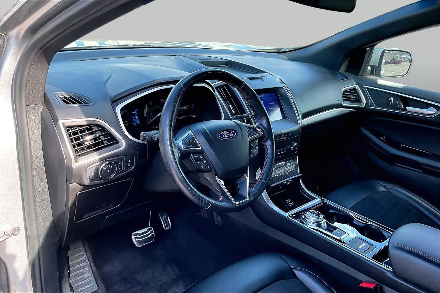 2020 Ford Edge
