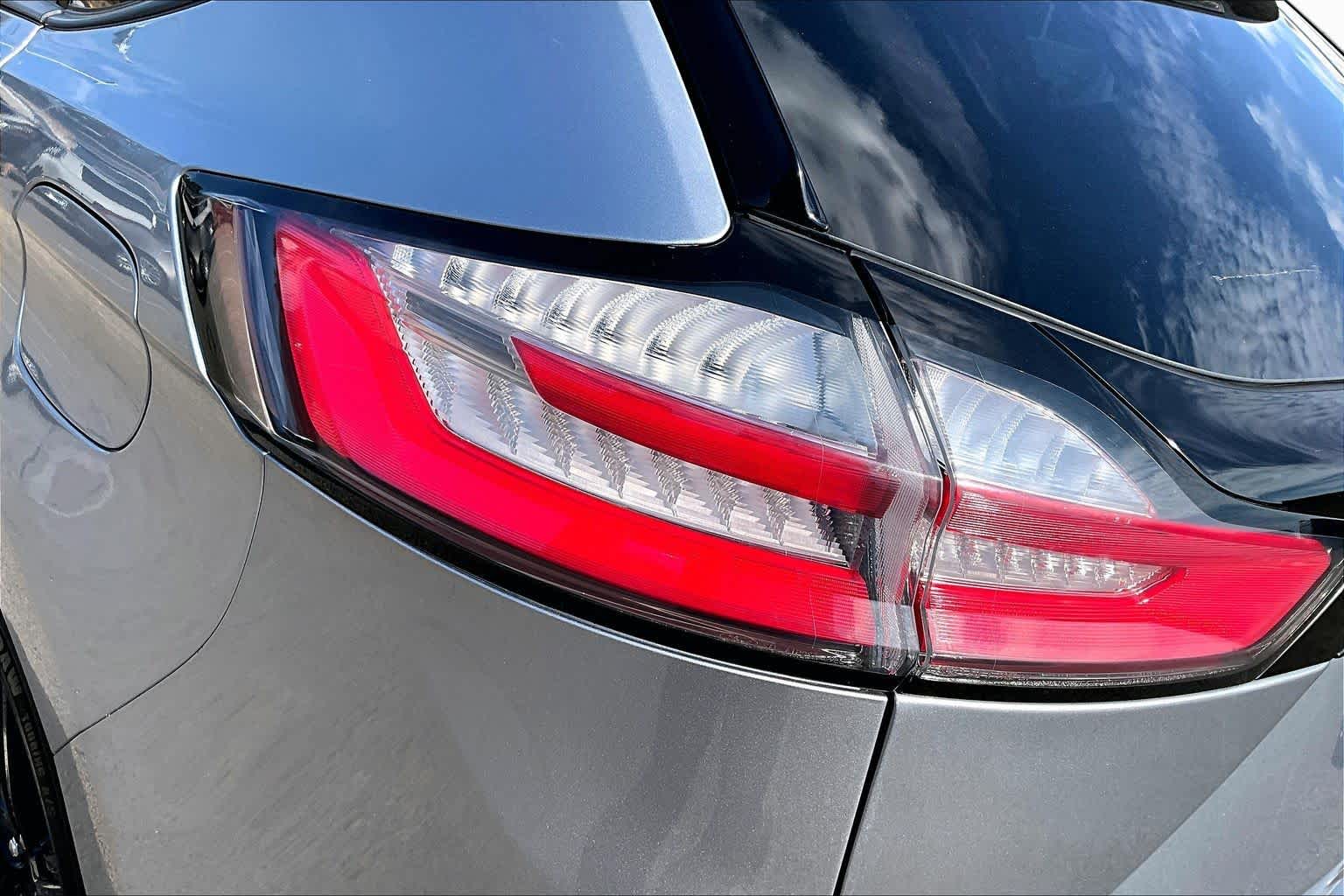 2020 Ford Edge