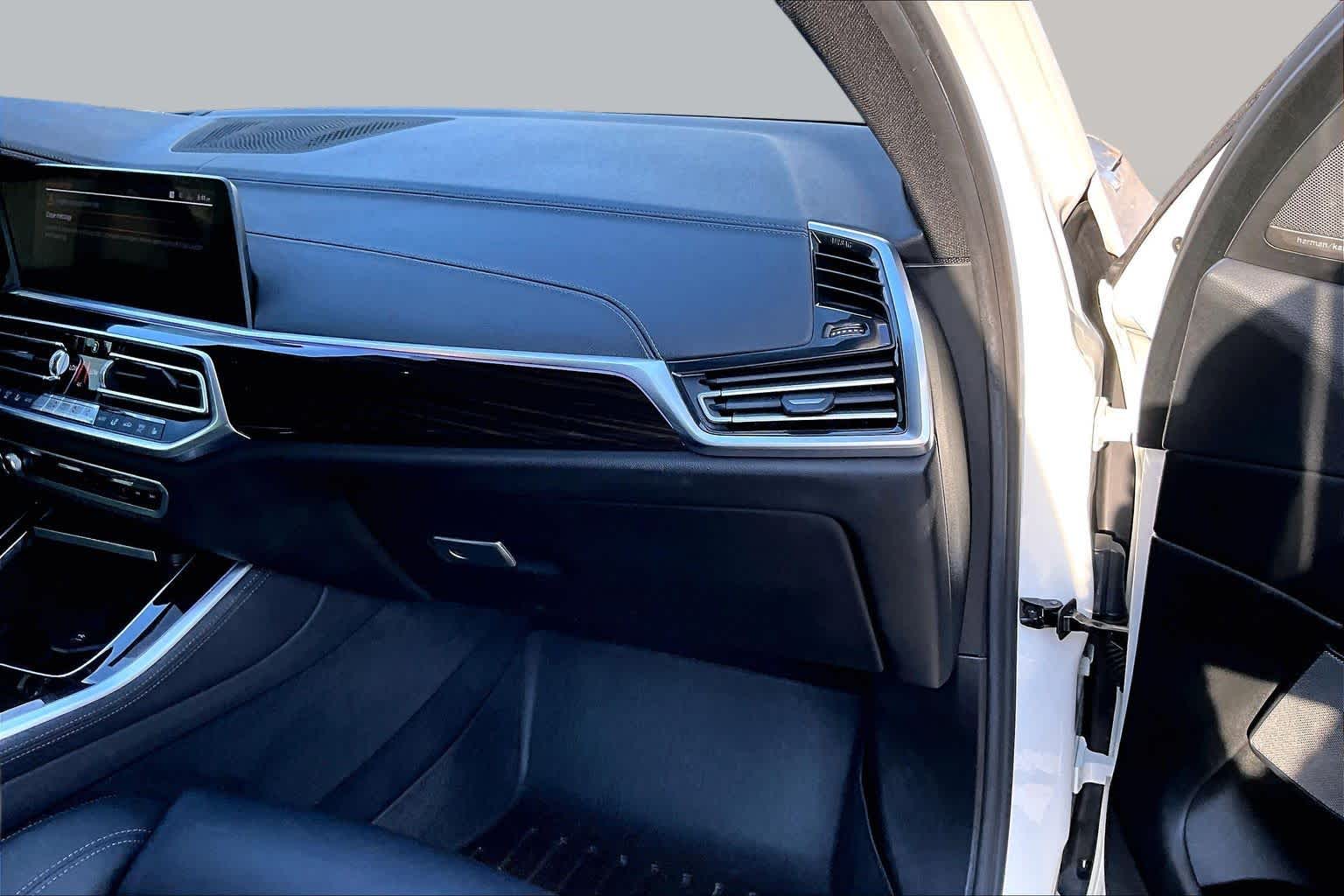 2020 BMW X5 M50i