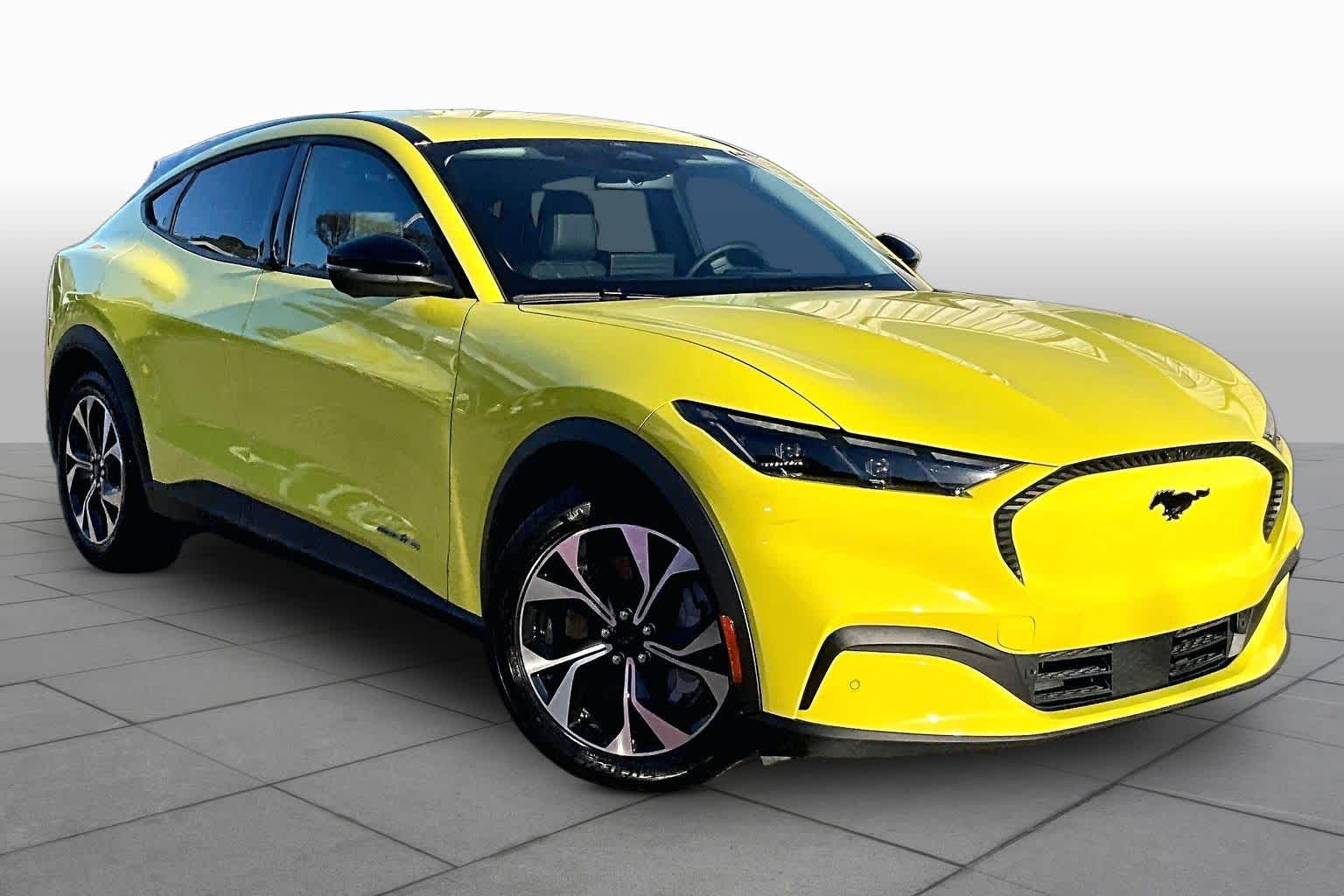2025 Ford Mustang Mach-E