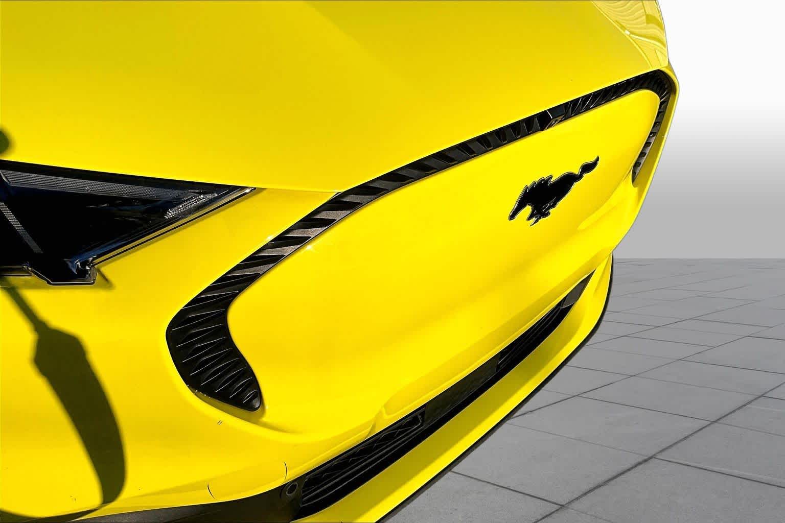 2025 Ford Mustang Mach-E