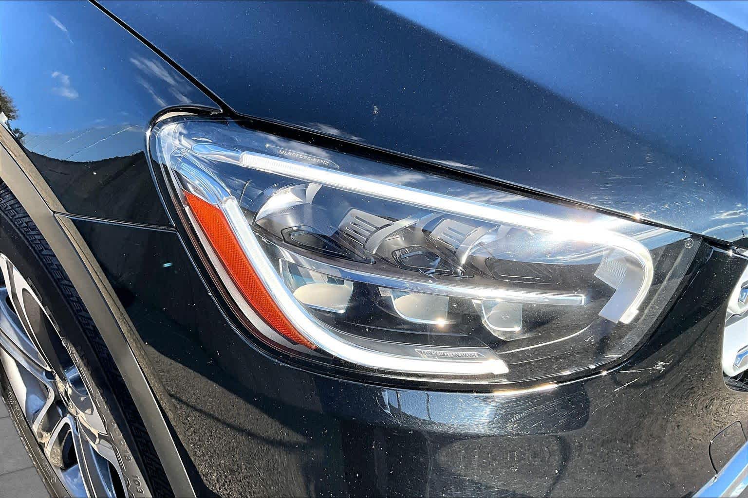 2021 Mercedes-Benz GLC 300