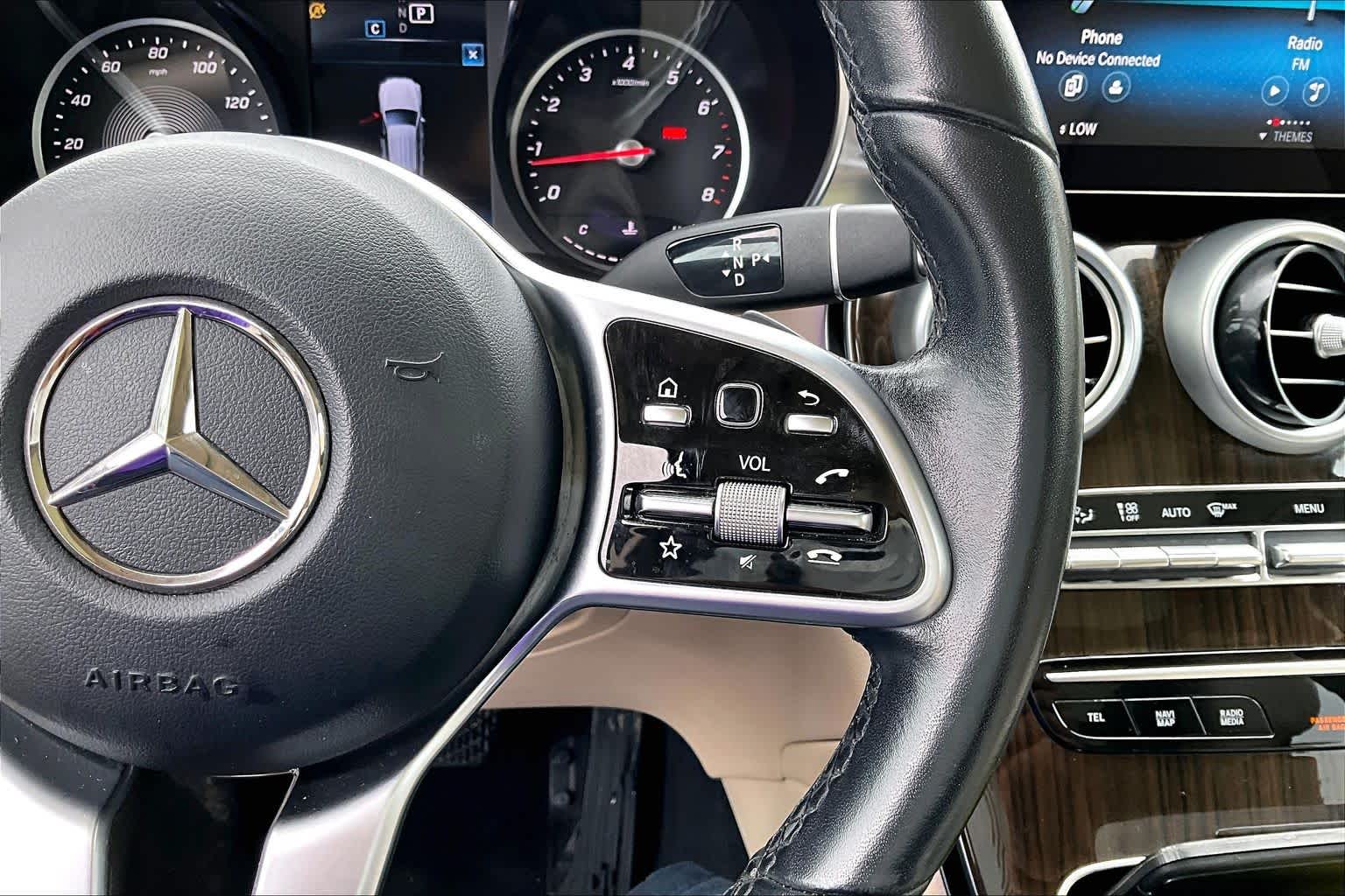 2022 Mercedes-Benz GLC 300