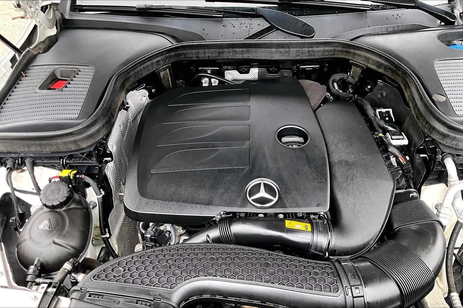 2021 Mercedes-Benz GLC 300