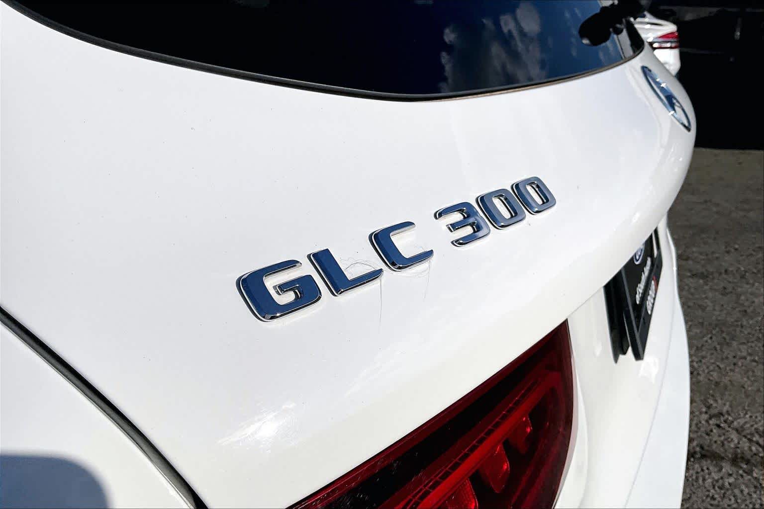 2022 Mercedes-Benz GLC 300