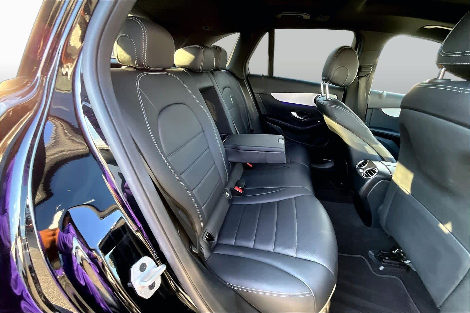 2021 Mercedes-Benz GLC 300