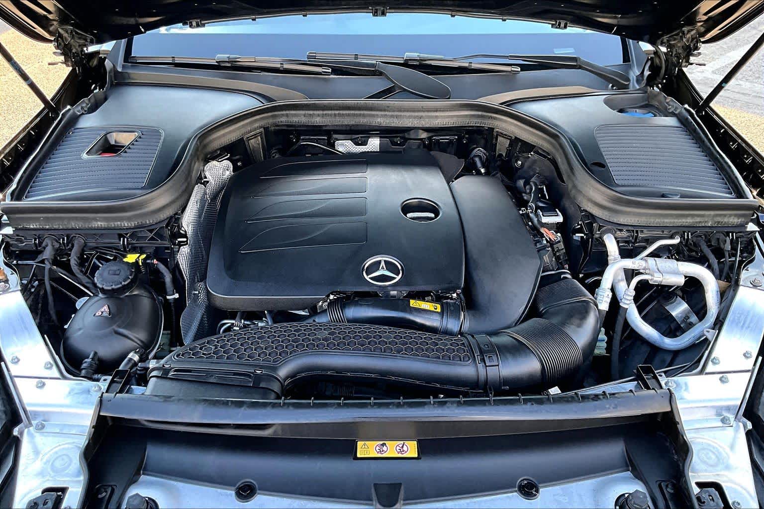 2021 Mercedes-Benz GLC 300