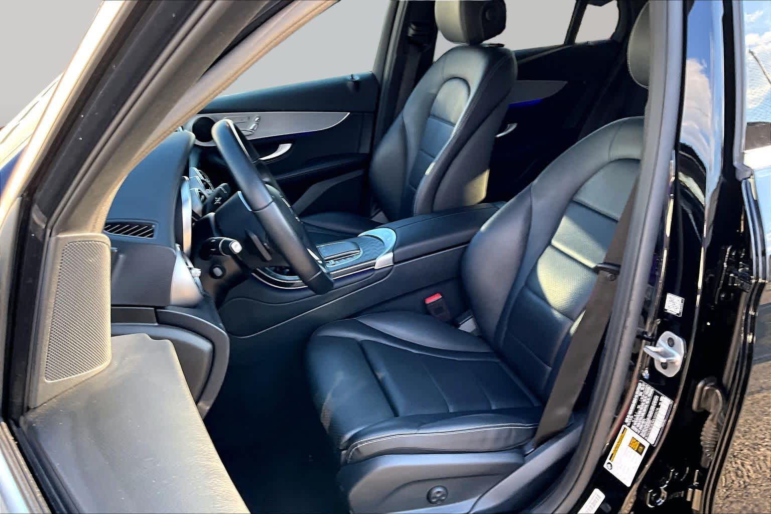 2021 Mercedes-Benz GLC 300