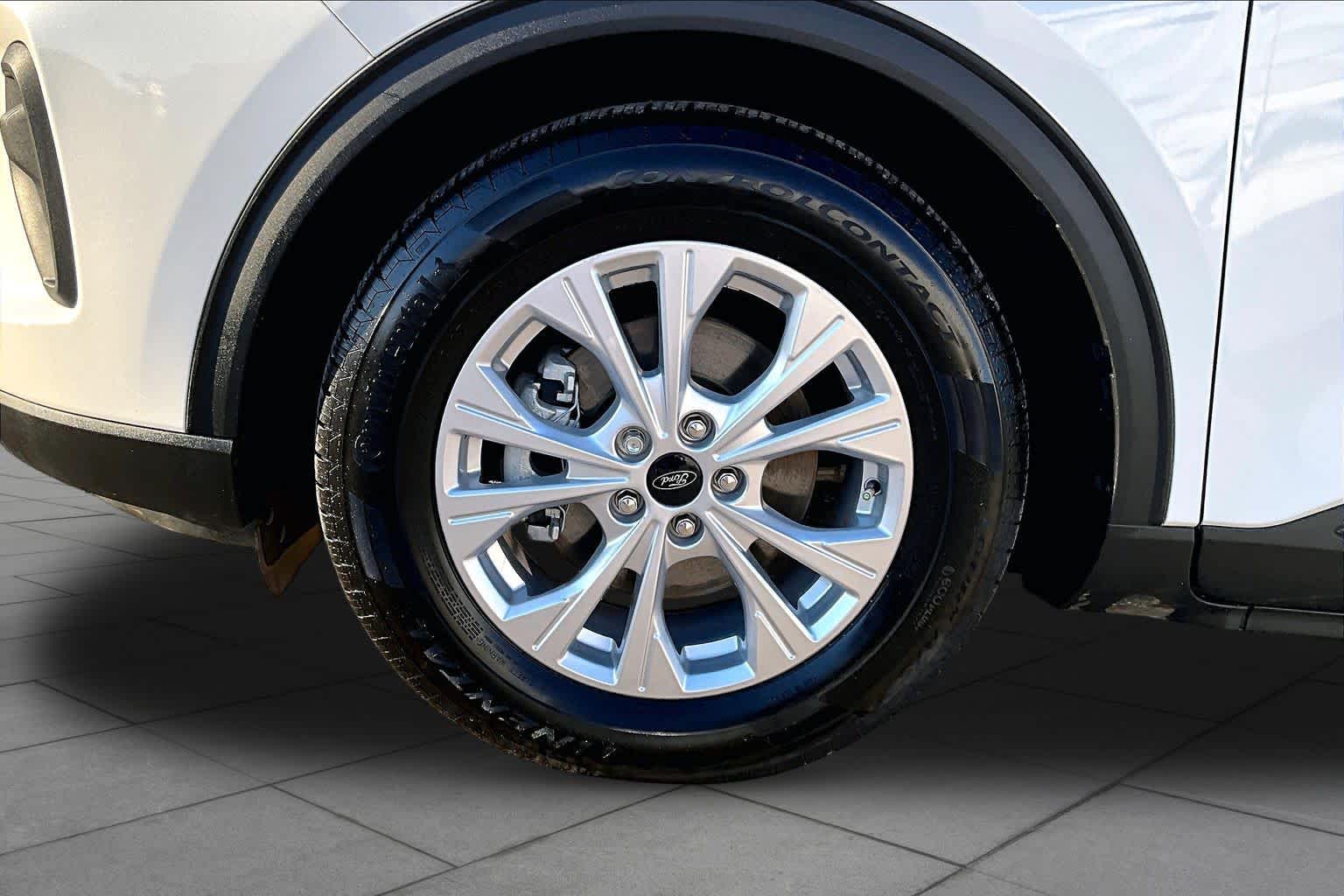 2023 Ford Escape