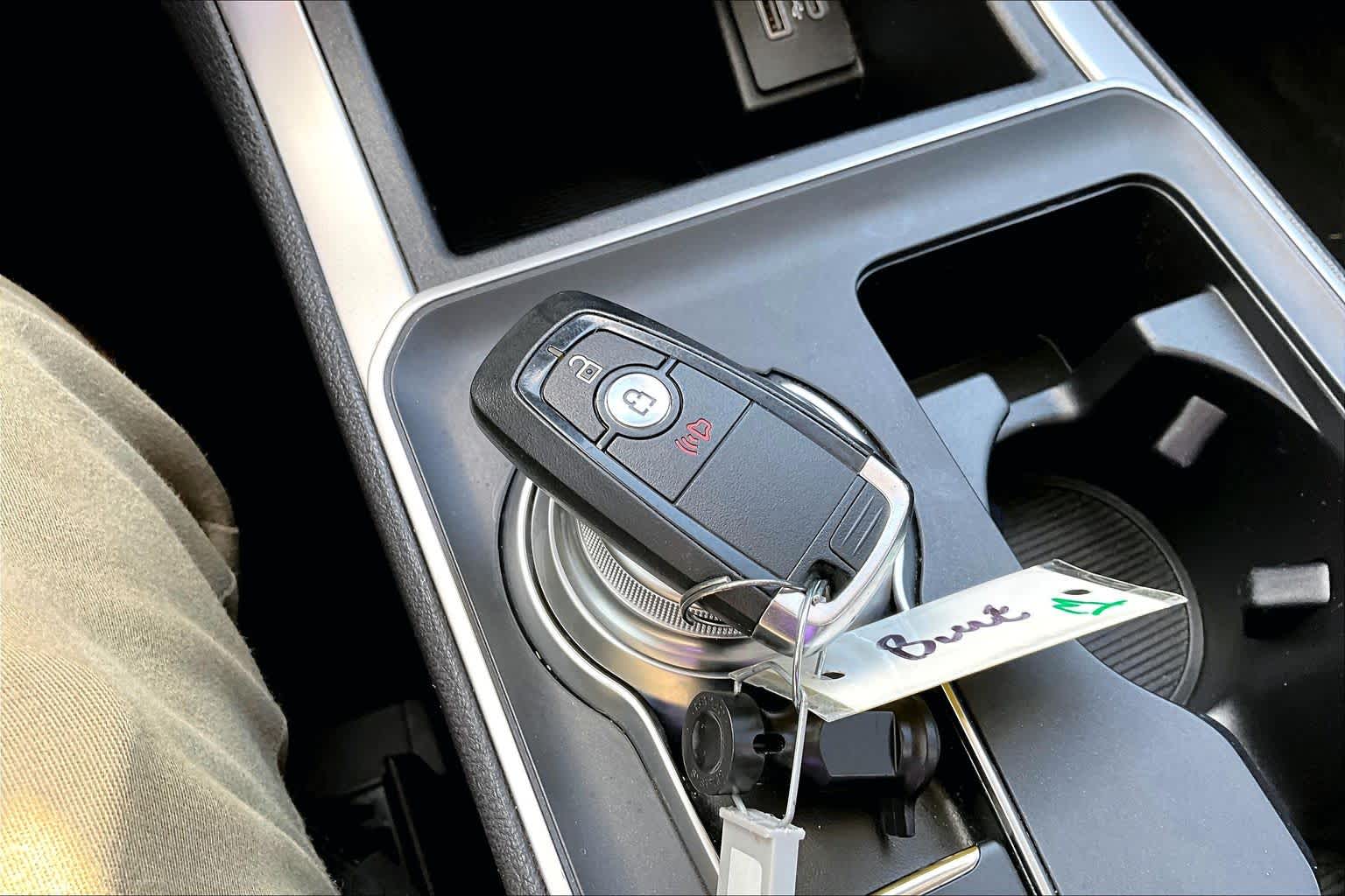2023 Ford Edge