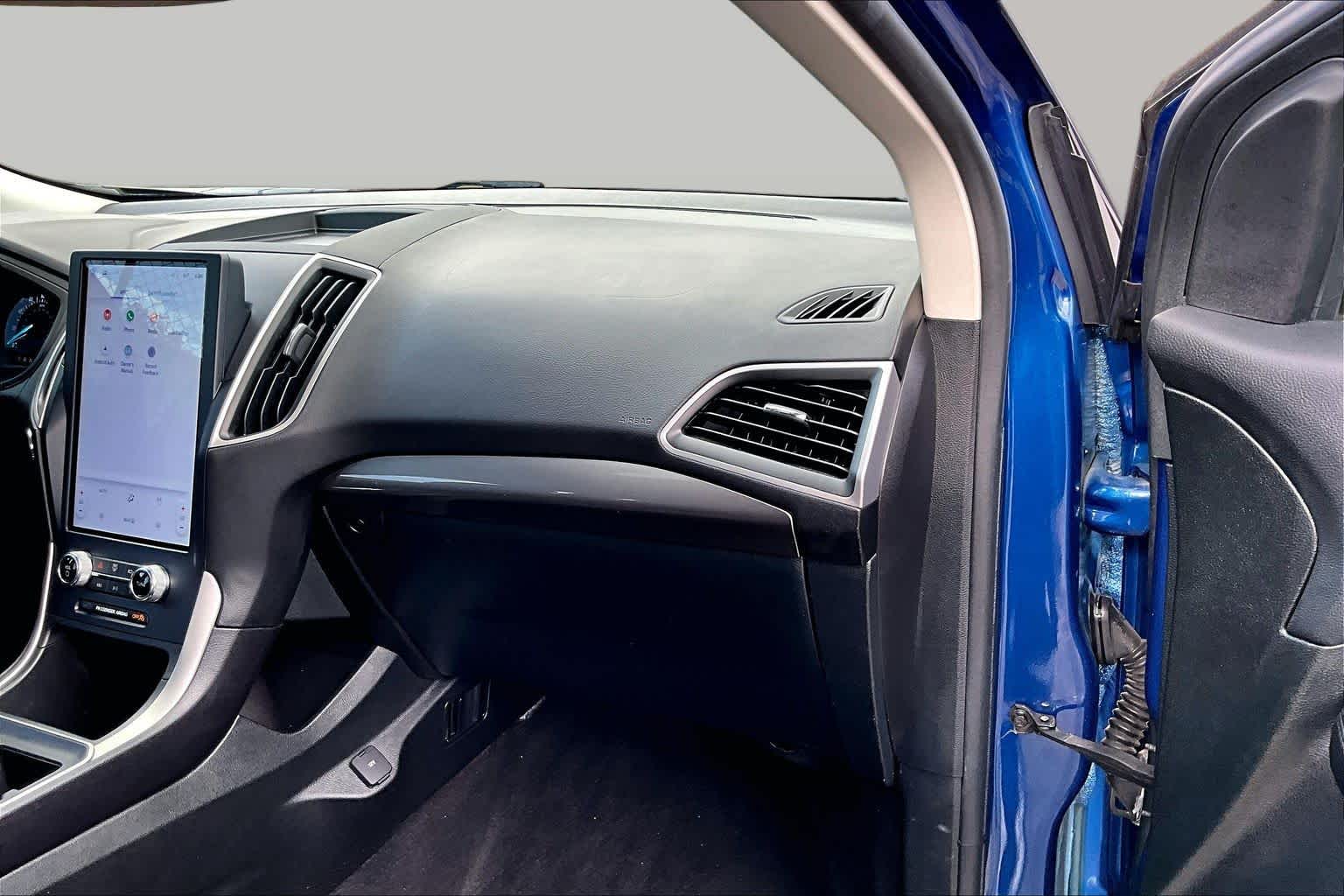 2023 Ford Edge