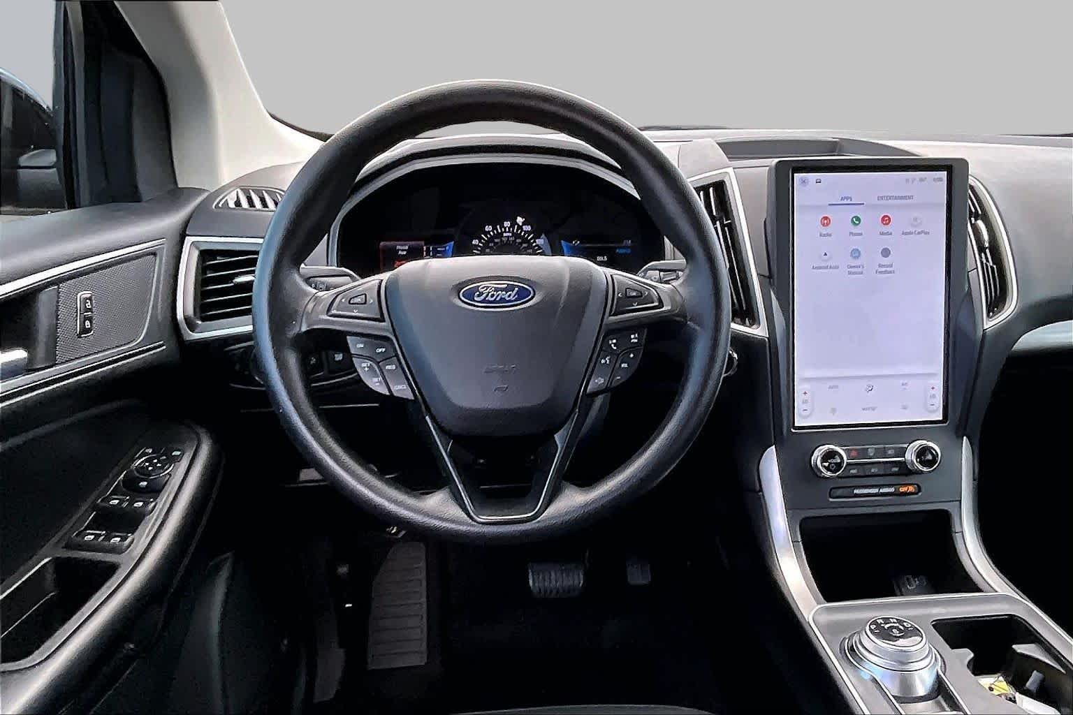 2023 Ford Edge