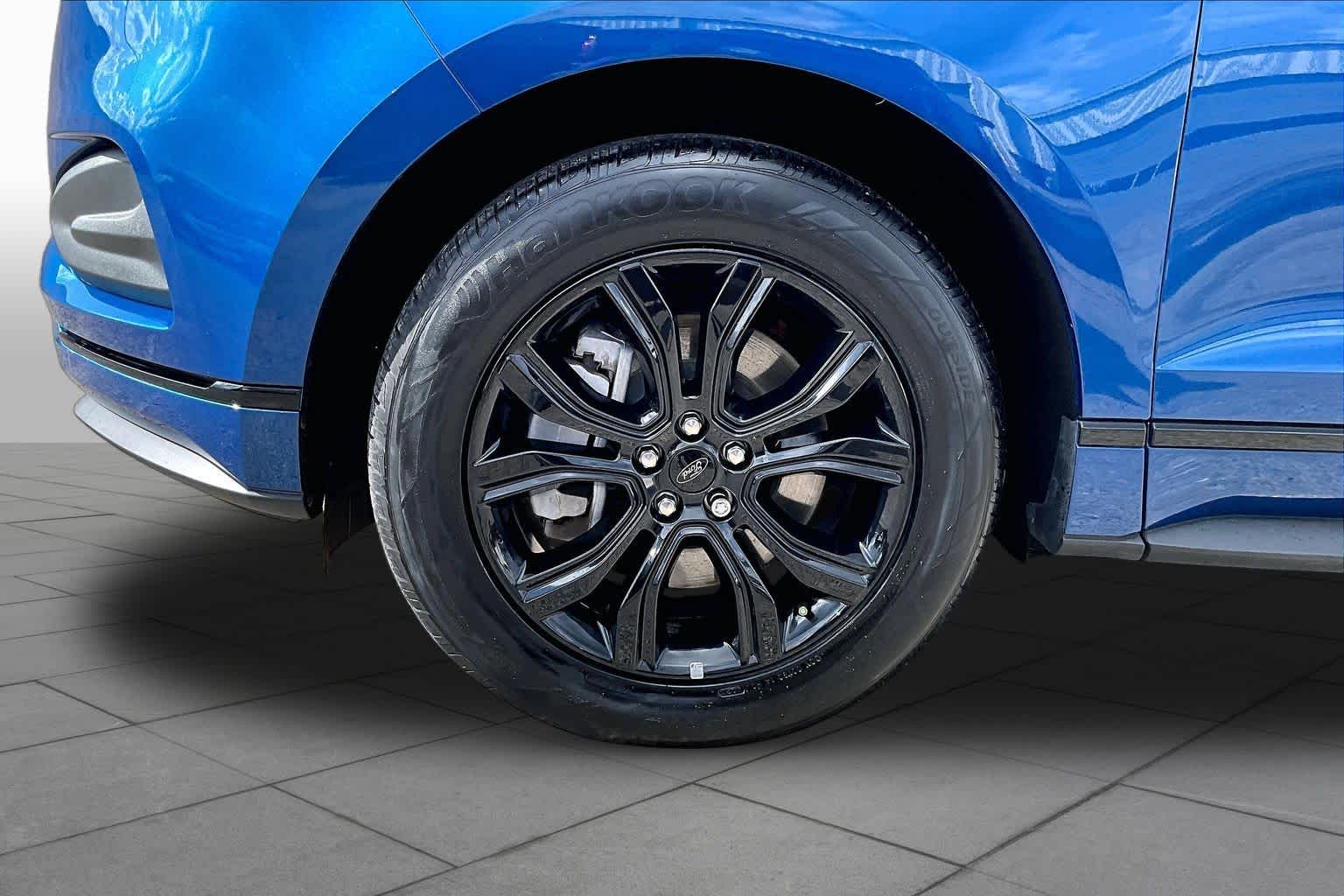 2023 Ford Edge
