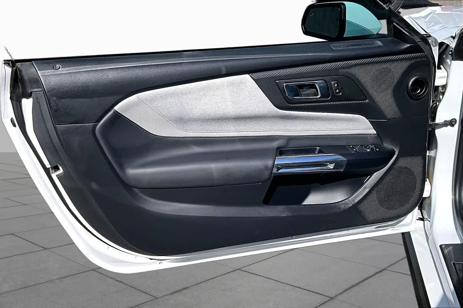 2025 Ford Mustang