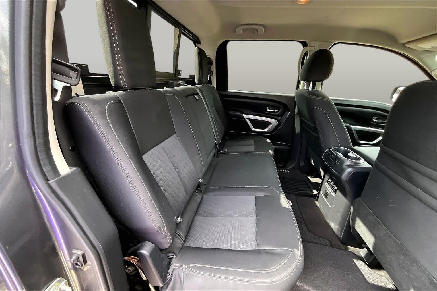 2017 Nissan Titan