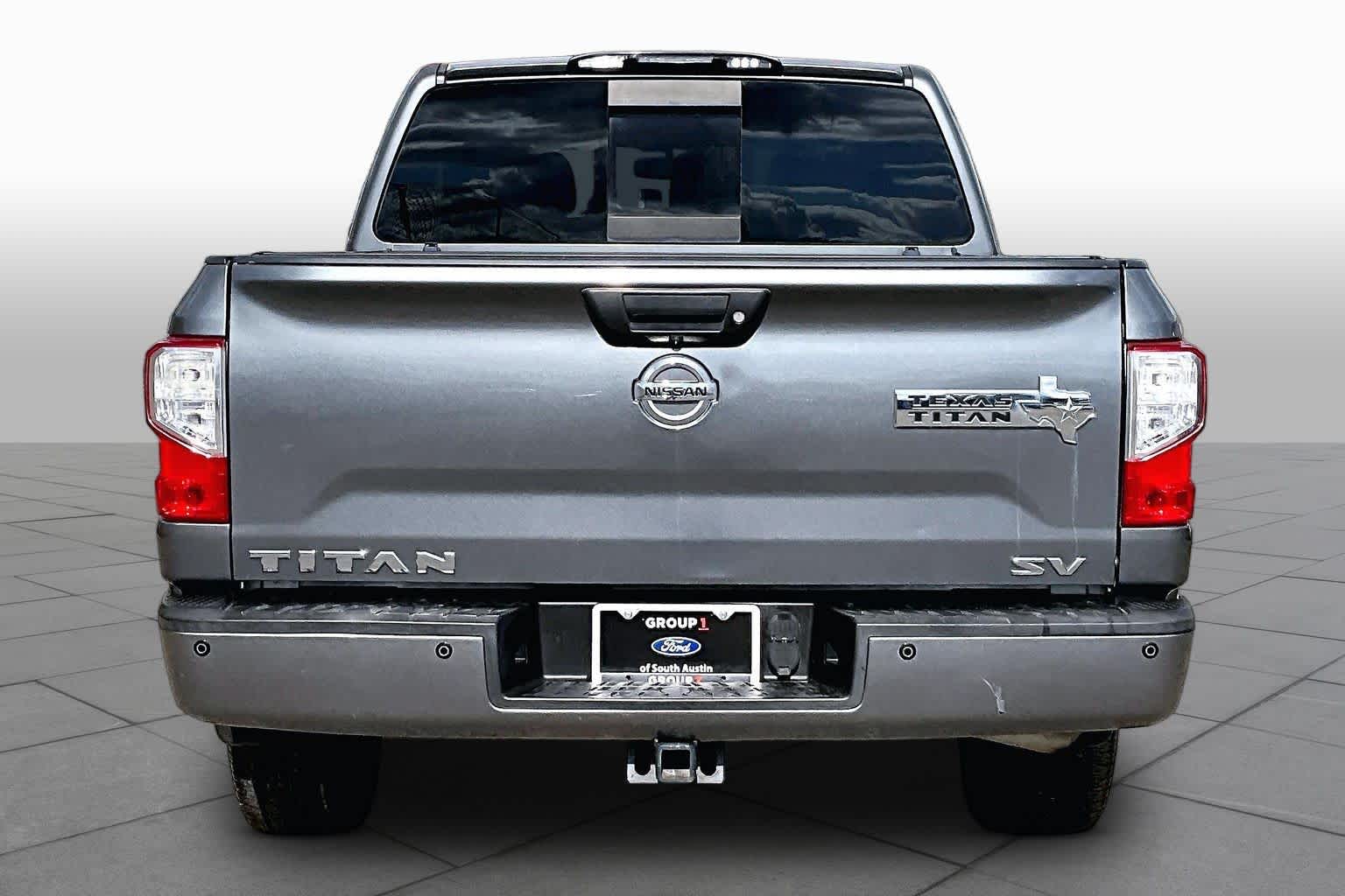 2017 Nissan Titan