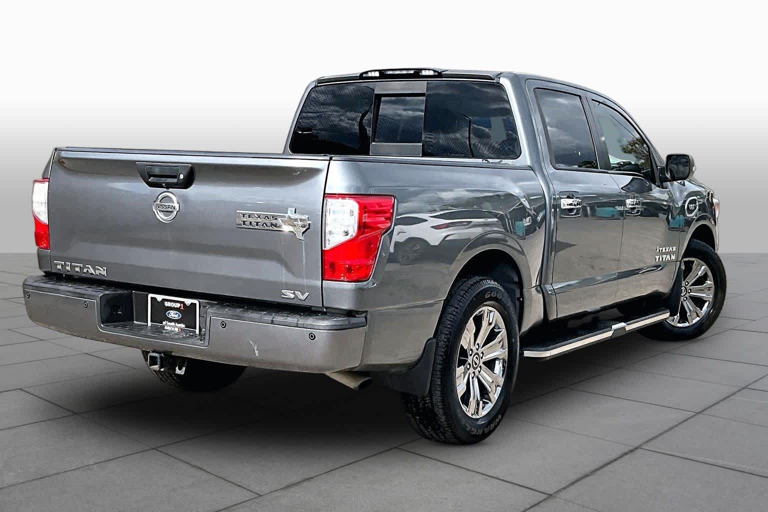 2017 Nissan Titan